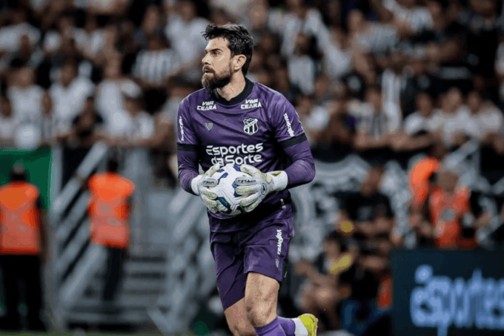 goleiro-anuncia-aposentadoria-semanas-apos-fechar-contrato;-entenda