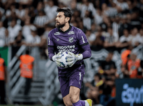 goleiro-anuncia-aposentadoria-semanas-apos-fechar-contrato;-entenda