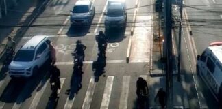 jovem-de-18-anos-entra-em-trabalho-de-parto-e-da-a-luz-dentro-de-taxi