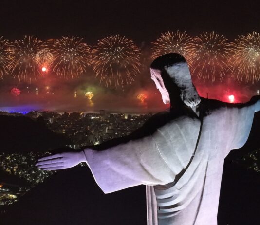 bem-vindo-a-2026!-confira-imagens-e-videos-do-reveillon-pelo-brasil