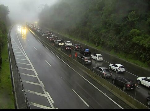 serra-antiga-da-tamoios-e-interditada-devido-a-chuva.-veja-alternativa