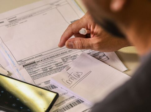 salario-minimo-de-r$-1.621-comeca-a-valer-nesta-quinta-feira