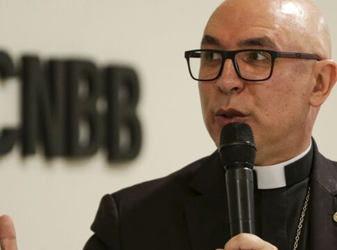 cnbb-defende-democracia-e-alerta-para-“graves-retrocessos”-no-brasil