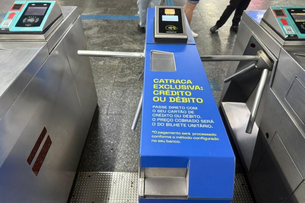 metro-e-onibus-testam-adesao-de-pagamento-com-cartao.-veja-onde-usar