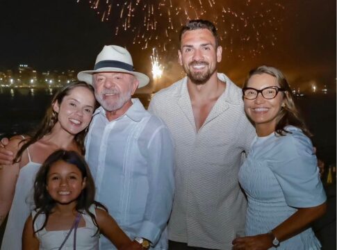 reveillon-de-lula-teve-helicoptero-e-fogos-do-forte-de-copacabana