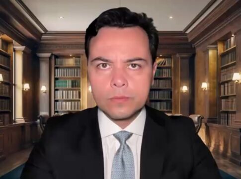 defesa-de-filipe-martins-se-manifesta-sobre-prisao-preventiva