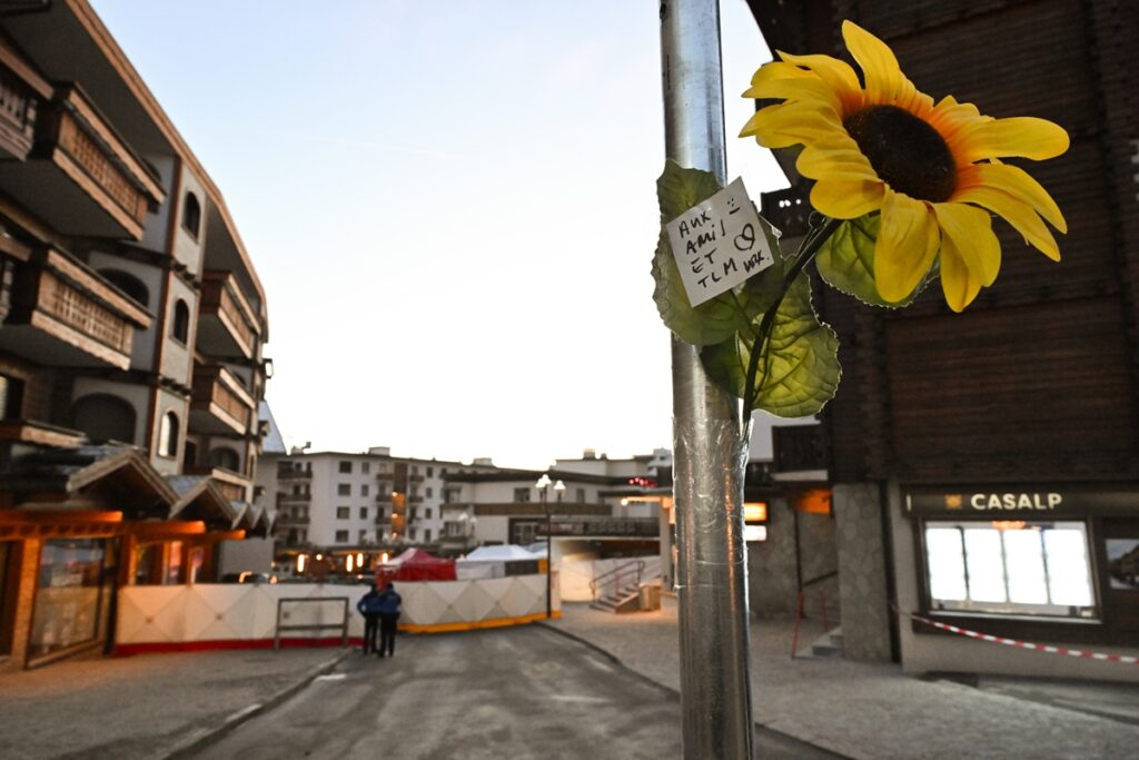 suica-decreta-5-dias-de-luto-apos-fogo-e-mortes-em-estacao-de-esqui