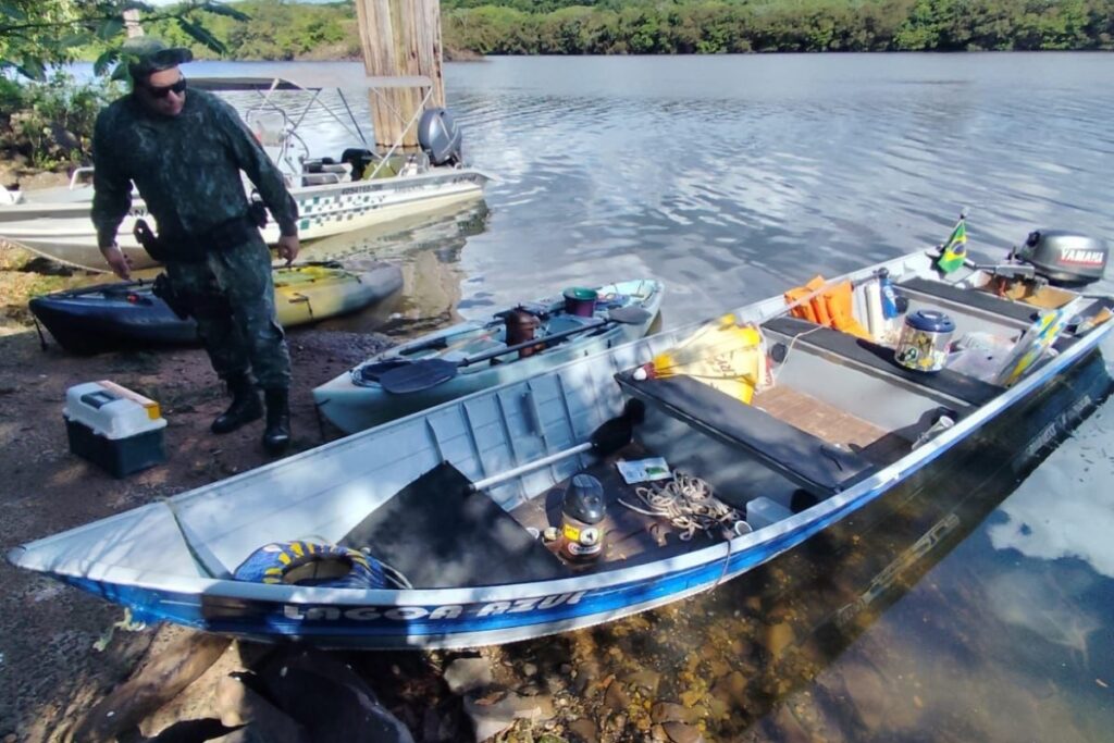 piracema:-grupo-de-amigos-e-autuado-por-pesca-de-tucunare-em-sp
