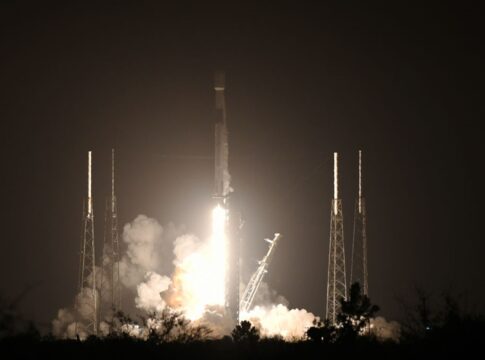 nasa-se-prepara-para-voltar-a-lua-em-2026-e-tera-mulher-a-bordo