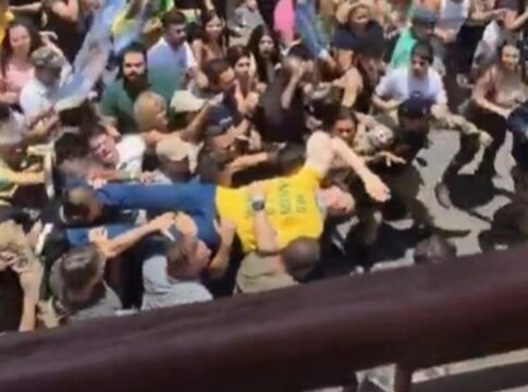 o-martirio-de-bolsonaro-na-eleicao-em-que-deus-pode-ser-decisivo