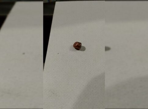 bala-perdida-cai-em-casa-e-assusta-casal-durante-o-reveillon-no-df