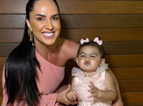 esposa-de-zeze-rebate-piada-sobre-aparencia-da-filha-de-1-ano