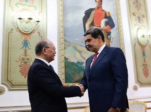 maduro-recebe-enviado-da-china-em-meio-a-crise-com-os-eua
