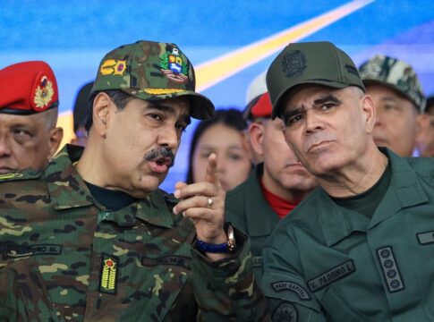 apos-captura-de-maduro,-ministro-poe-forcas-armadas-em-alerta-maximo