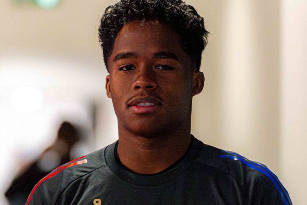 saiba-por-que-endrick-nao-esta-em-campo-contra-monaco-neste-sabado