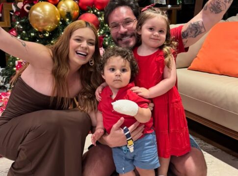 foto:-de-ferias,-viih-tube-mostra-mao-do-cacula-apos-queimadura