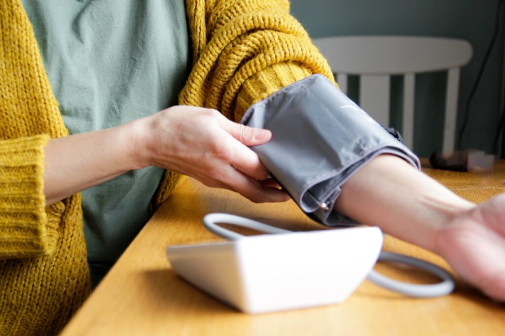 nao-e-so-o-sal:-saiba-alimento-comum-que-ameaca-a-pressao-arterial