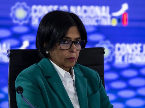 vice-de-maduro-toma-posse-em-“cerimonia-secreta”,-diz-new-york-times