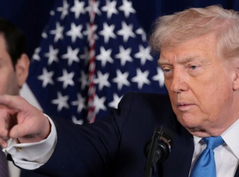 trump-indica-dialogo-com-vice-e-descarta-lider-da-oposicao-venezuelana