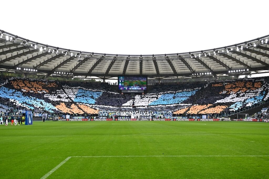 lazio-e-napoli-fazem-um-minuto-de-silencio-apos-incendio-na-suica