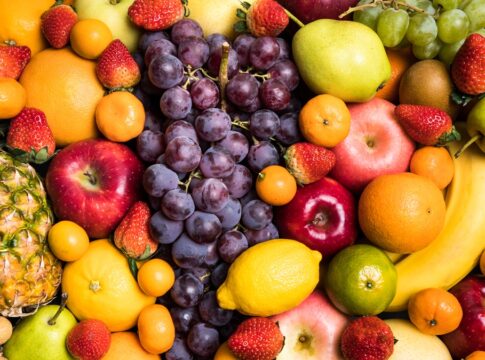 franca-vai-barrar-importacao-de-mangas,-uvas-e-macas-da-america-do-sul