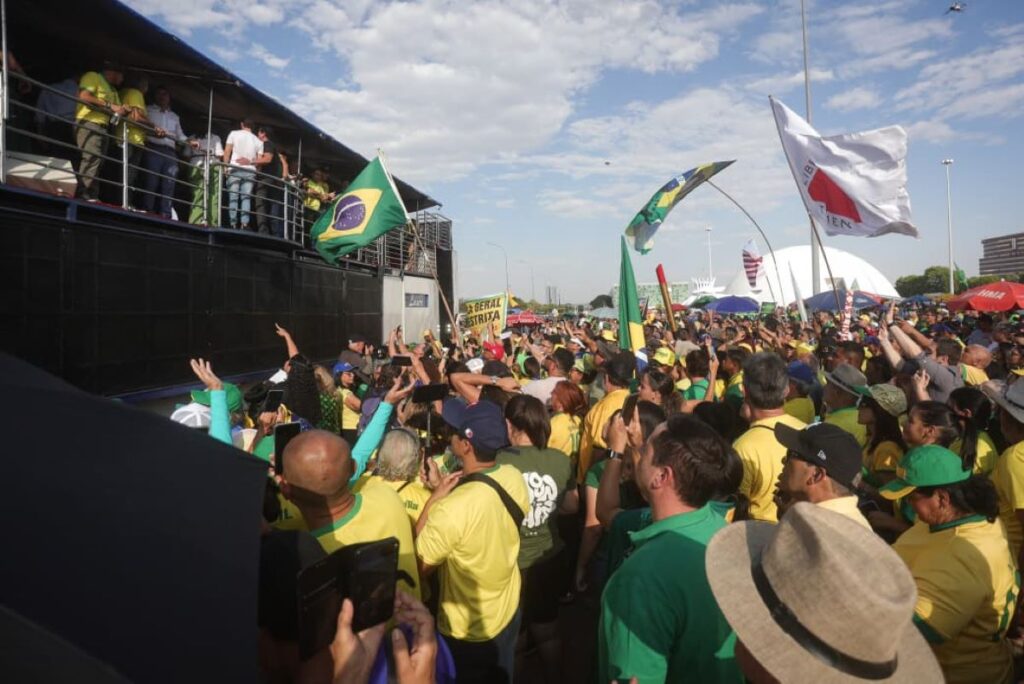 pt-prepara-ato-no-dia-8-de-janeiro,-em-brasilia,-“pela-democracia”