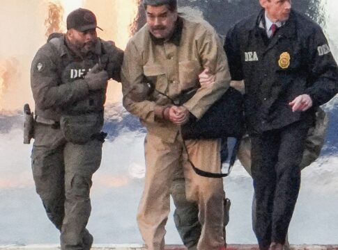 apos-sequestro,-maduro-e-esposa-sao-levados-para-corte-em-nova-york