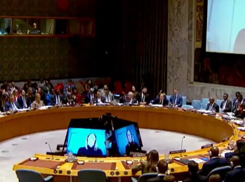 eua-na-onu:-“nao-estamos-ocupando-a-venezuela-e-uma-operacao-policial”.-siga-no-youtube