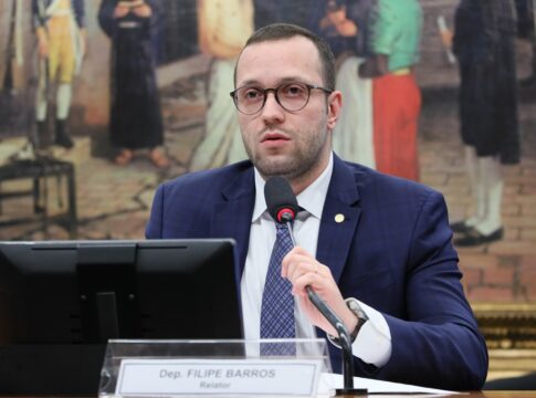 deputado-do-pl-cobra-respaldo-da-onu-e-da-oea-a-derrubada-de-maduro