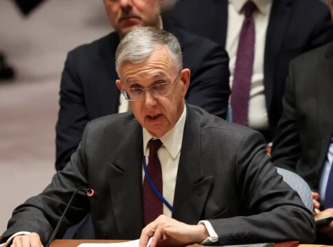 acao-dos-eua-na-venezuela-ameaca-paz-na-america-do-sul,-diz-embaixador