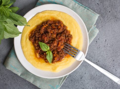 polenta-na-panela-de-pressao-fica-cremosa-e-desmancha-na-boca