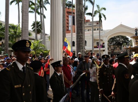 jornalistas-sao-presos-por-autoridades-chavistas-na-venezuela