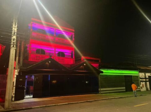 pm-com-ciume-de-garota-de-programa-e-preso-apos-atirar-contra-garcom