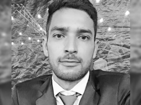 pcdf-prende-homem-que-matou-professor-em-parada-de-onibus-no-df.-veja-video