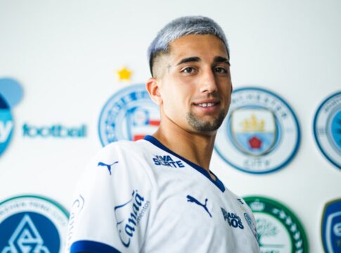 bahia-anuncia-atacante-do-gremio-como-primeiro-reforco-para-2026