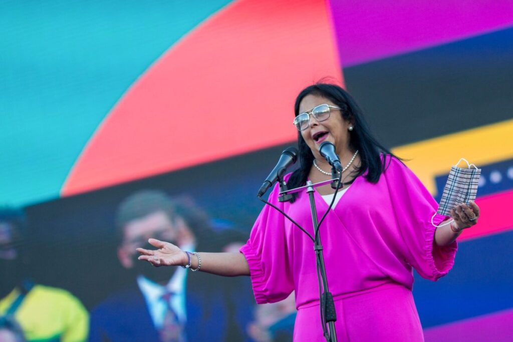 venezuela:-eua-e-europa-sancionam-delcy-rodriguez-desde-2018;-entenda