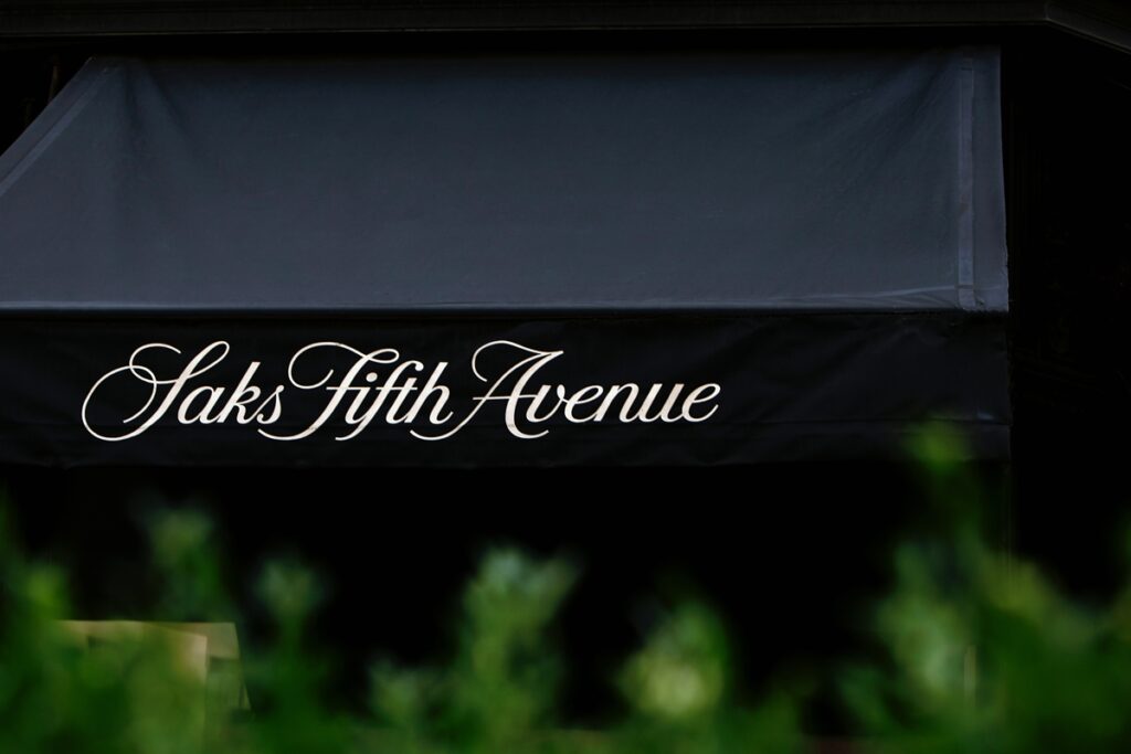 crise-no-luxo:-varejista-perto-de-falencia-busca-emprestimo-bilionario