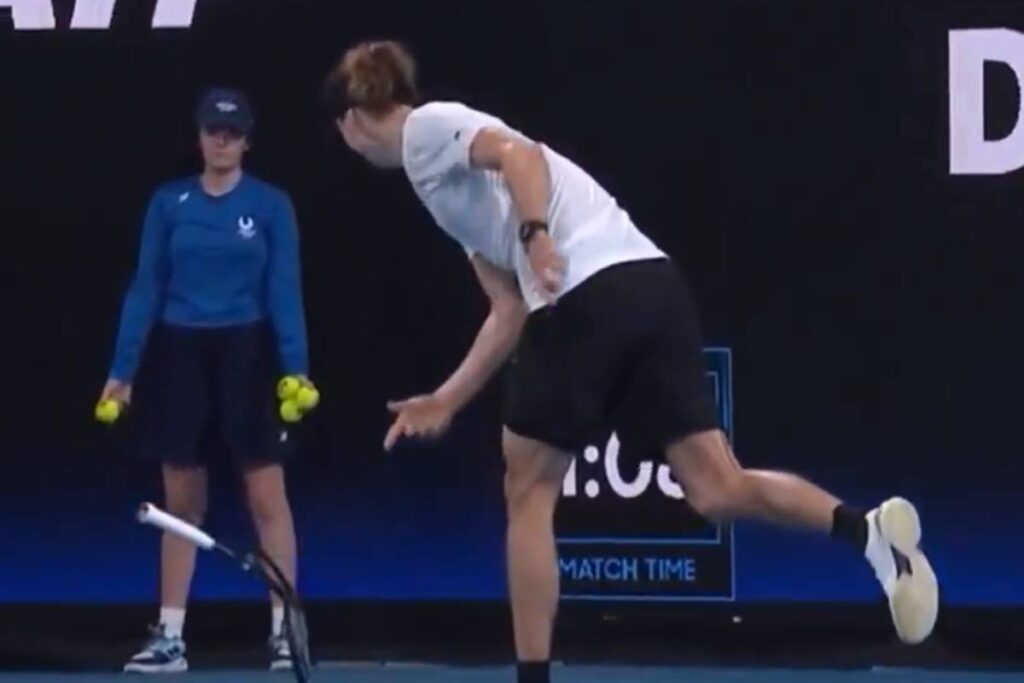 numero-3-do-mundo,-zverev-quebra-raquete-em-derrota-na-united-cup