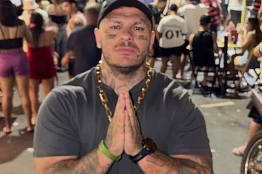 fogos-lancados-por-funcionario-de-toguro-vira-caso-de-policia-em-sc.-video