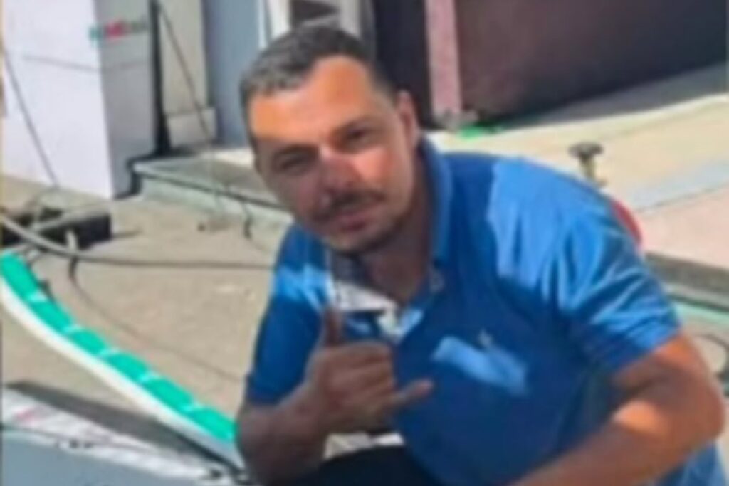 irmao-de-influencer-e-morto-a-tiros-ao-parar-moto-e-mexer-no-celular