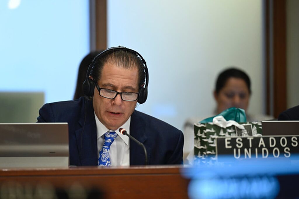 na-oea,-eua-diz-que-acao-na-venzuela-foi-“para-retirar-um-conspirador”