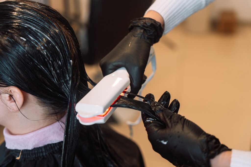 anvisa-proibe-alisantes-capilares-e-saneantes.-confira-quais-produtos