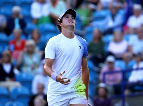 joao-fonseca-perde-5-posicoes-no-ranking-apos-desistencia-em-brisbane