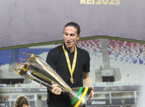 no-df,-filipe-luis-pode-se-tornar-1°-tecnico-bicampeao-da-supercopa