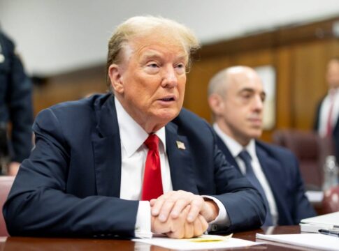 casa-branca-diz-que-trump-preservara-relacoes-com-putin-e-xi-jinping