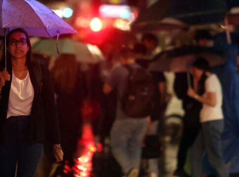 temporais-provocam-alagamentos-e-deixam-cidade-de-sao-paulo-em-alerta