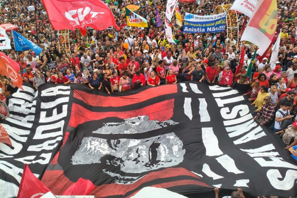 grupos-de-esquerda-fazem-ato-em-sp-para-relembrar-8/1