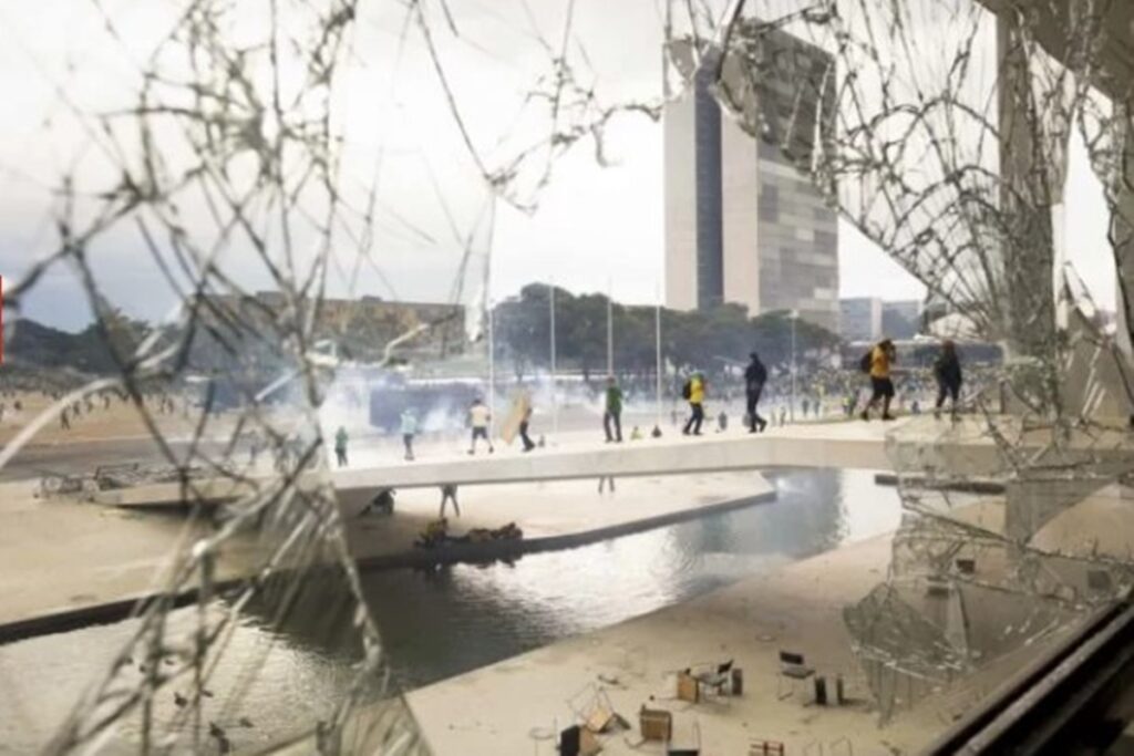 memorial-da-democracia-para-lembrar-ataque-de-8/1-nao-saiu-do-papel