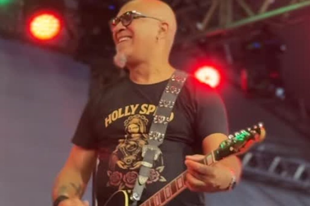 cantor-do-inocentes-e-plebe-rude-recebe-alta-apos-cirurgia-cardiaca