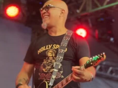 cantor-do-inocentes-e-plebe-rude-recebe-alta-apos-cirurgia-cardiaca